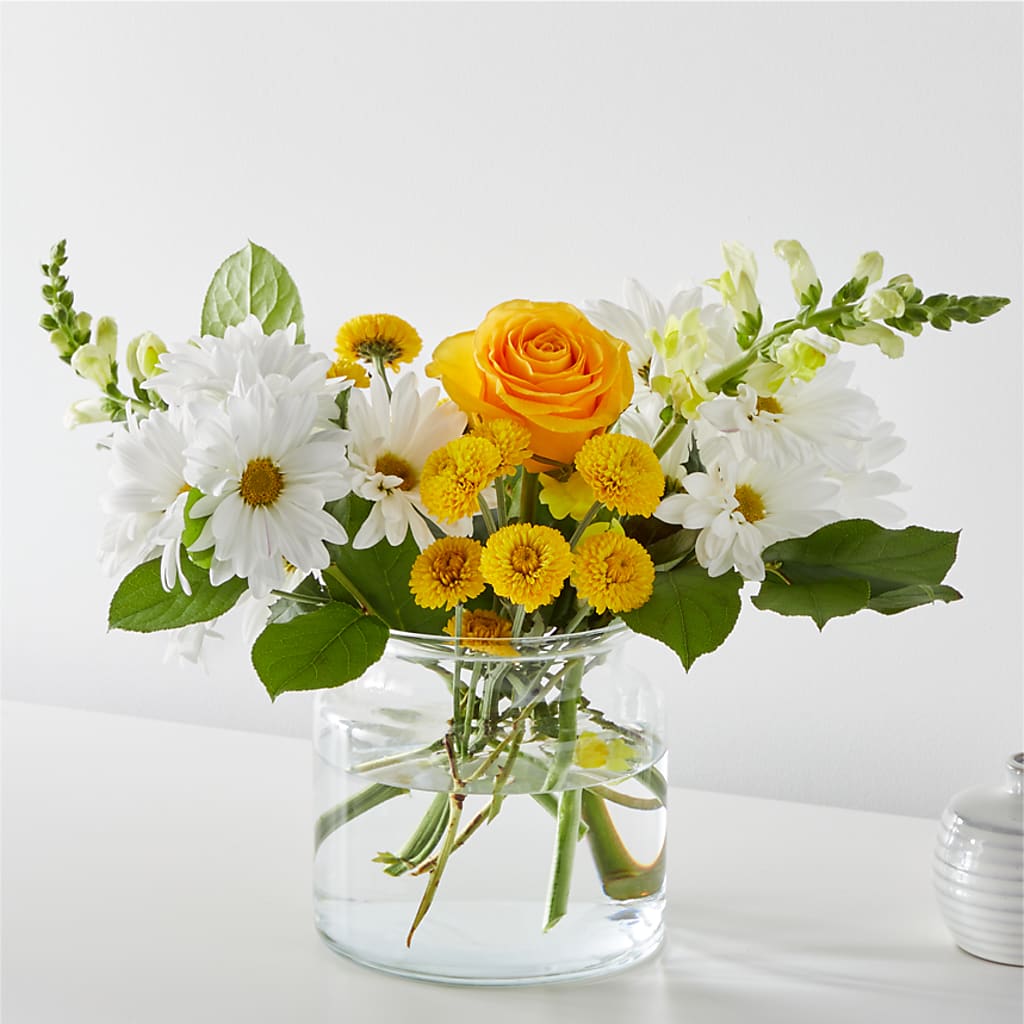 Sun Salutation Bouquet – Abell Flower Shop, Abernathy TX