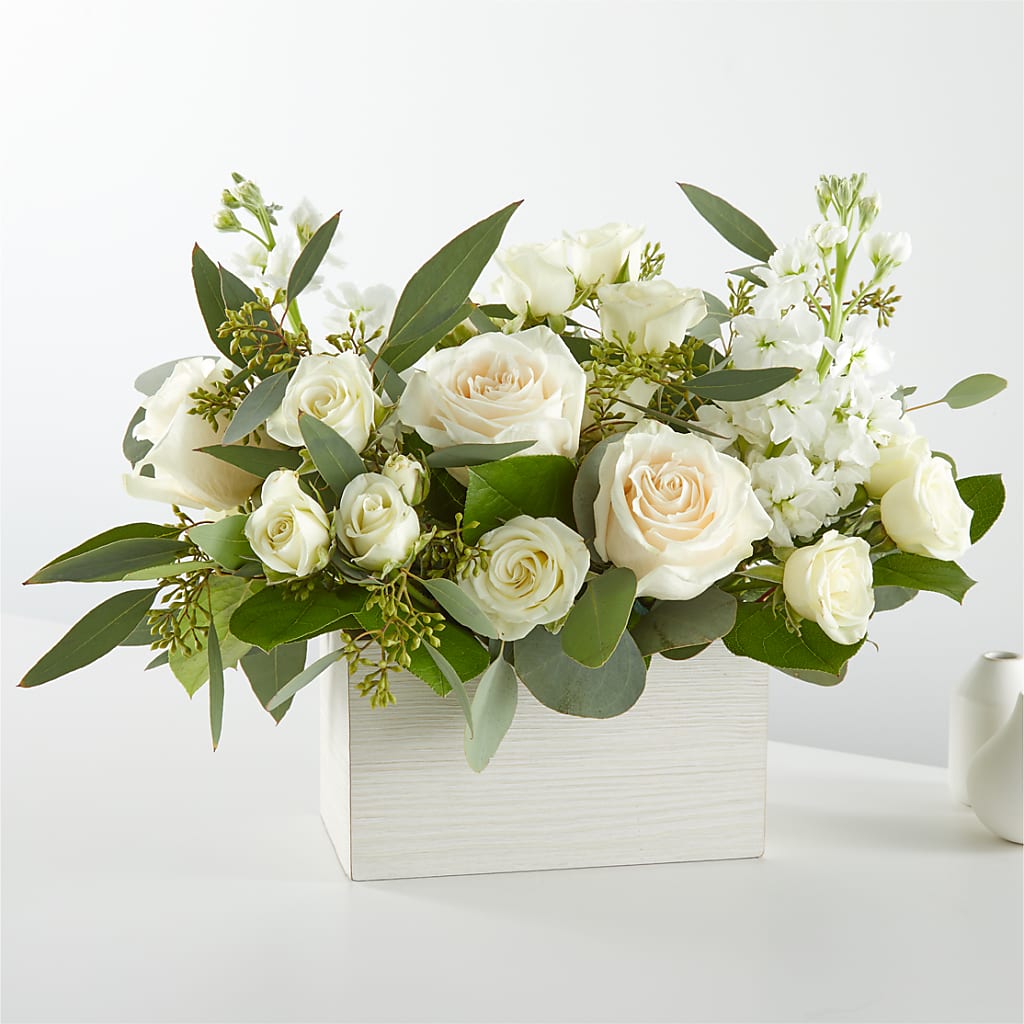 Fresh Linen Box Bouquet – Abell Flower Shop, Abernathy TX