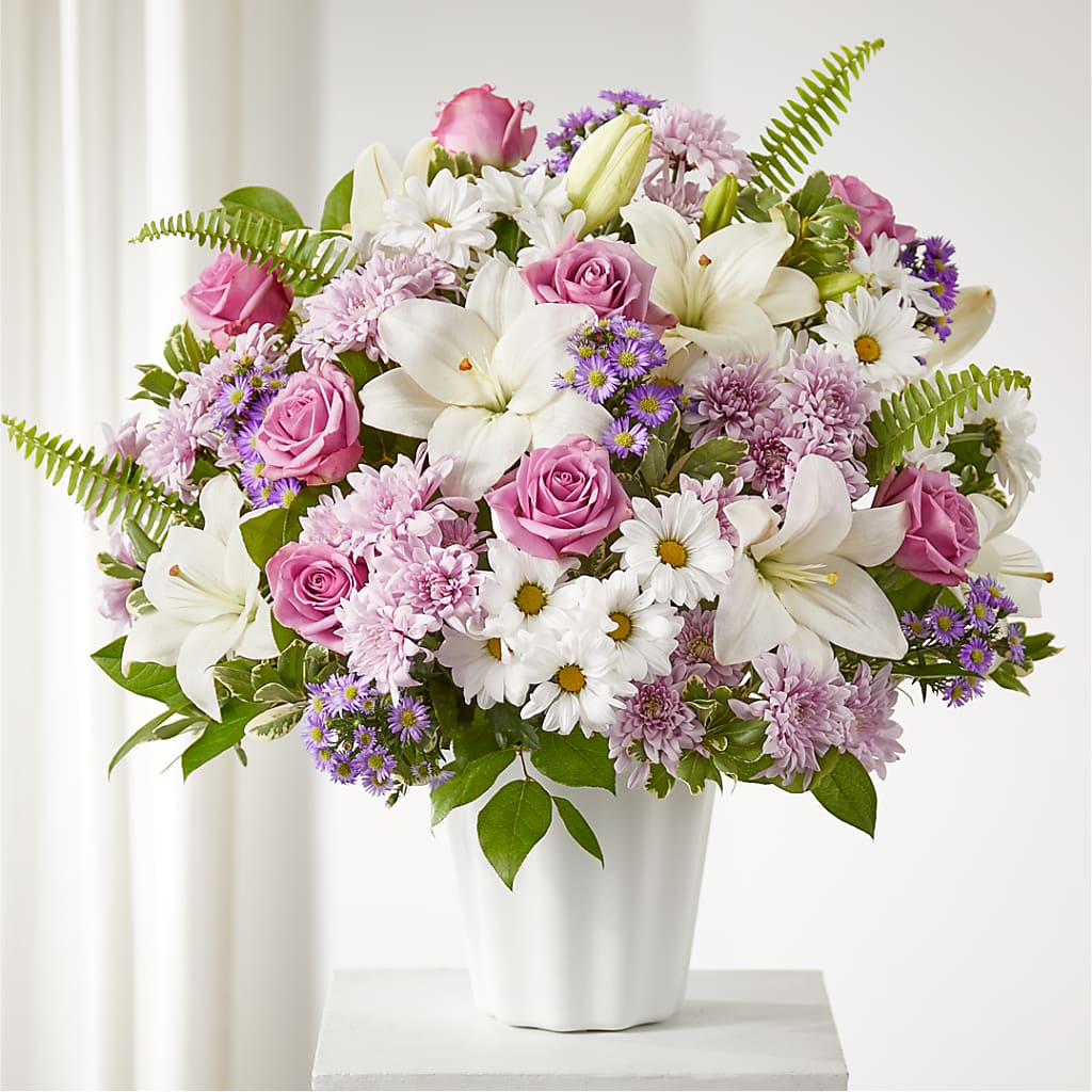 Warmest Thoughts Tabletop Basket – Abell Flower Shop, Abernathy TX