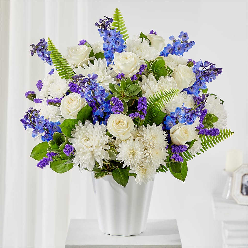 Hold Dear Tabletop Basket – Abell Flower Shop, Abernathy TX