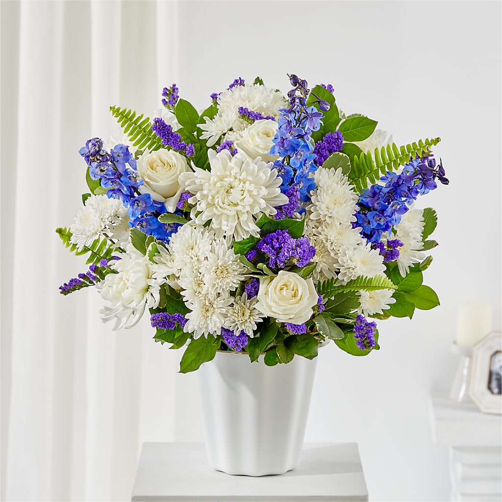 Hold Dear Tabletop Basket – Abell Flower Shop, Abernathy TX