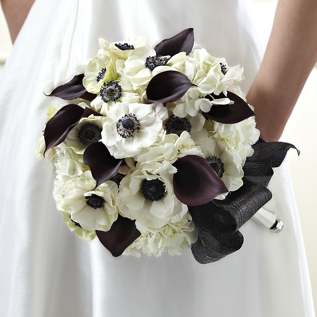 To Have and To Hold Bouquet – Abell Flower Shop, Abernathy TX