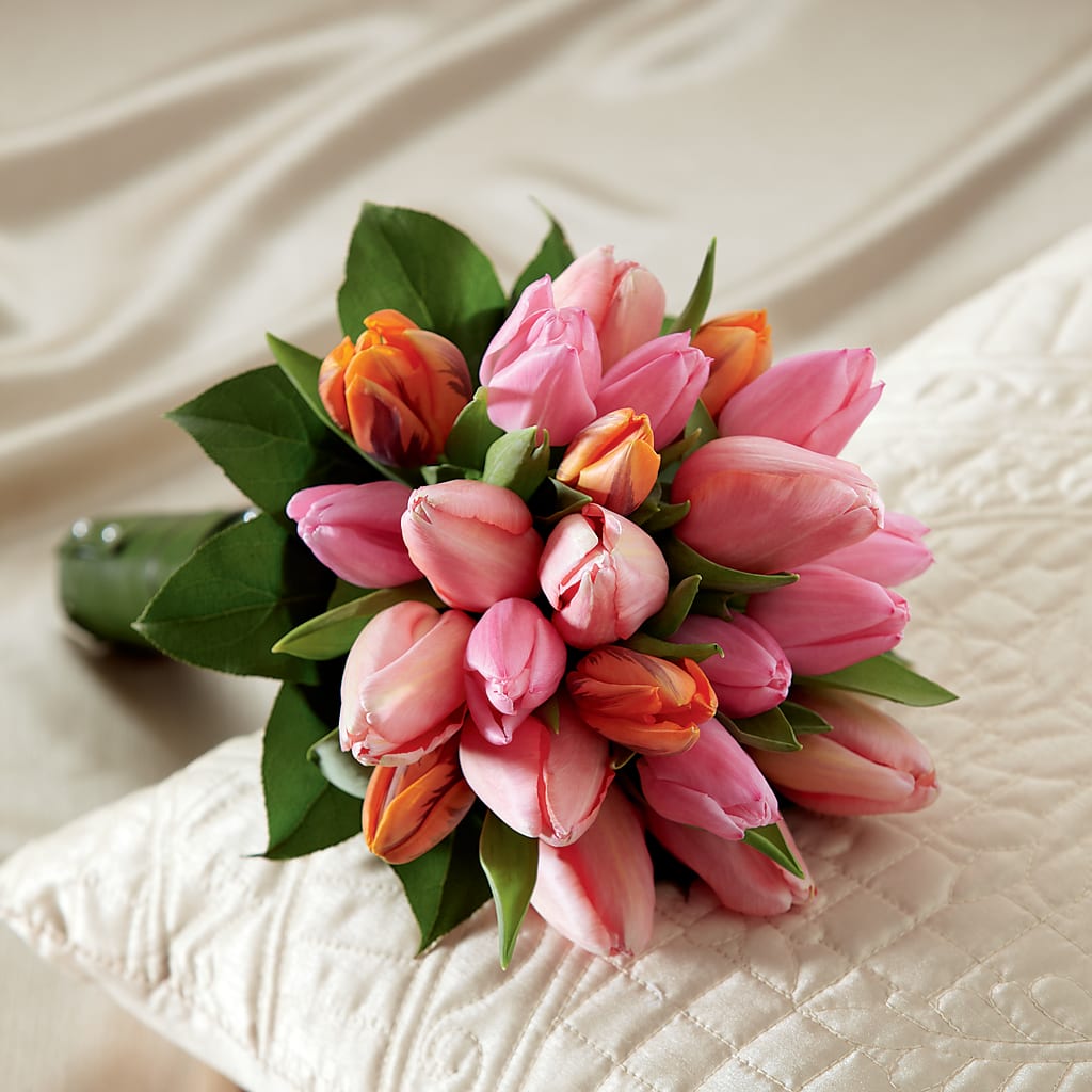 Embraceable Bouquet – Abell Flower Shop, Abernathy TX