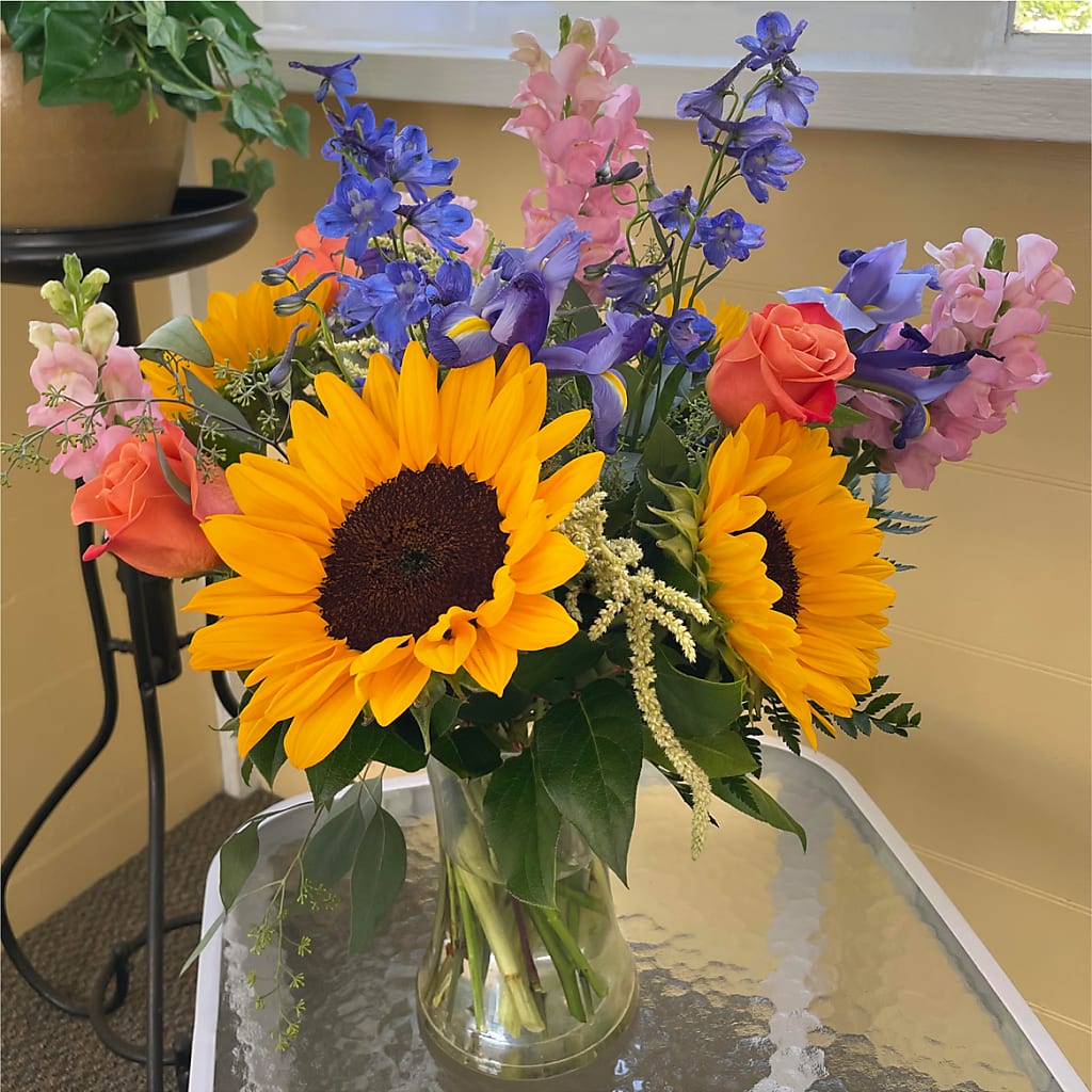 Rays of Life Bouquet –  Abell Flower Shop, Abernathy TX