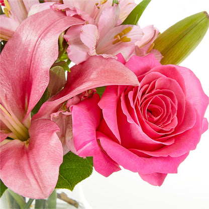 Lots of Love Bouquet –  Abell Flower Shop, Abernathy TX