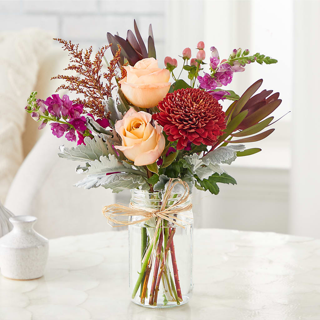 Moody Hues Bouquet –  Abell Flower Shop, Abernathy TX